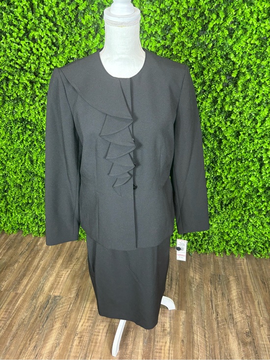 Le Suit Other - NWT • Le Suit •  Black Two-Piece Skirt Suit with Ruffle Front